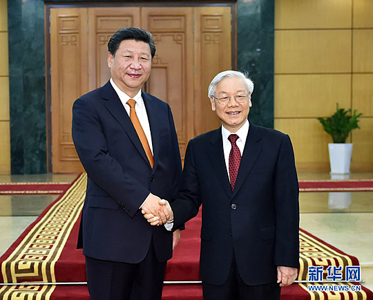 习近平同阮富仲会谈就发展中越两党两国关系提7点建议
